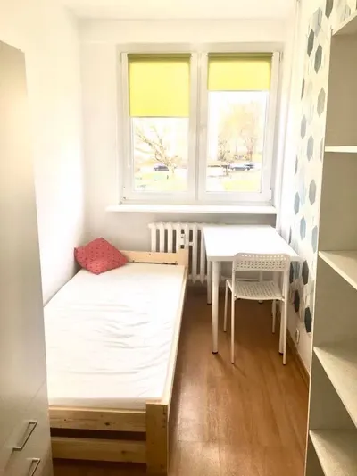 Pokój jednoosobowy - miniatura 2