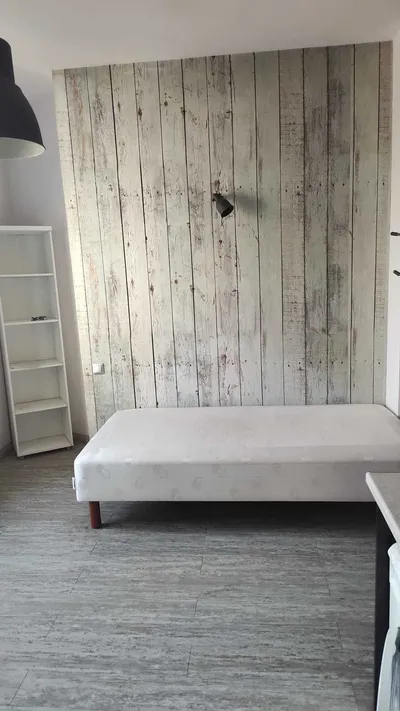 Kawalerka 26 m² w ścisłym centrum. - miniatura 4