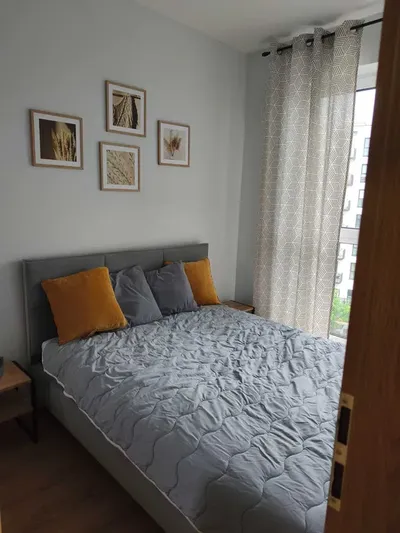 Wynajmę nowoczesne mieszkanie 34m2 (4 piętro) 2 pokoje ,miejsce postojowe ,tuż przy Alejach Jerozolimskich - miniatura 3