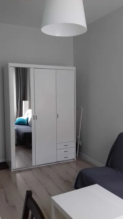 Pokój jednoosobowy - miniatura 3