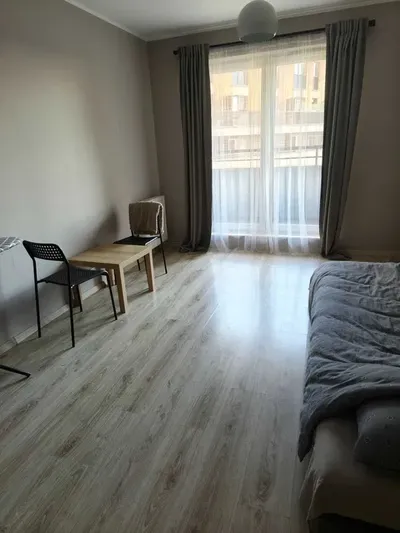 Pokój do wynajęcia w mieszkaniu 2-osobowym, Czyżyny.