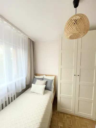 Piękny pokój na Woli od 1 czerwca - miniatura 3