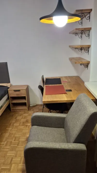 Komfortowa kawalerka 26,5 m na Bródnie - miniatura 4