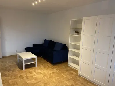 Wynajme mieszkanie dwupokojowe ul. Jutrzenki - miniatura 2