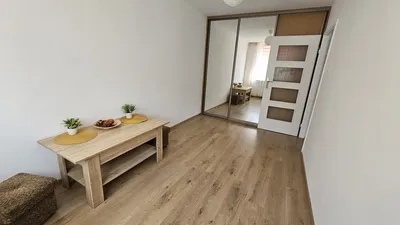 Mieszkanie 3 pokoje, stacja metra - miniatura 5