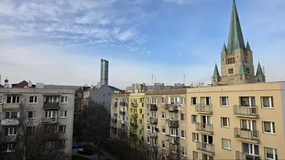 Jasne mieszkanie bliskości parków - miniatura 3