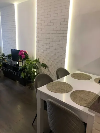 BEZPOŚREDNIO Wynajmę mieszkanie Kraków ul. Kazimierza Pużaka 2, 38 m2. - miniatura 2