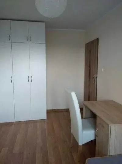 Wolny pokój, ul. Ugory - 5 min Zielone Arkady - 15min Centrum Spacerem - miniatura 2