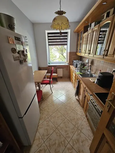 Duży pokój obok metra Imielin - miniatura 4
