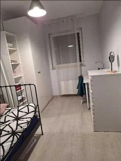 Jednoosobowy pokój do wynajęcia na Górczynie , blisko Głogowskiej. - miniatura 2