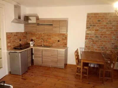 Bardzo atrakcyjne klimatyczne, dwupokojowe mieszkanie na starówce - miniatura 2