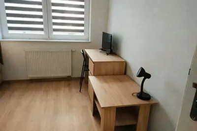 Pokój na ulicy Paderewskiego dzielnica parkowa - miniatura 2