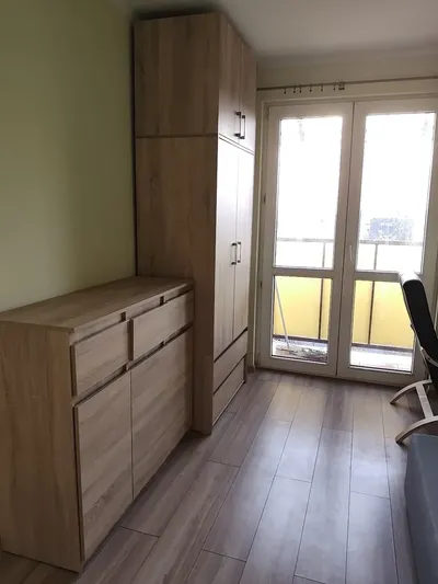 Wynajmę pokój (dla kobiety) - miniatura 2
