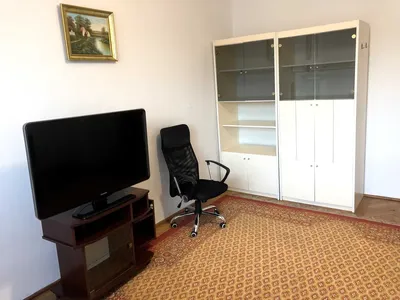 54m, Linneusza 1, okolice pl. Hallera, po remoncie - miniatura 2