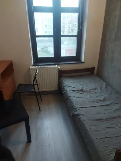 Pokój jednoosobowy wilda - miniatura 2