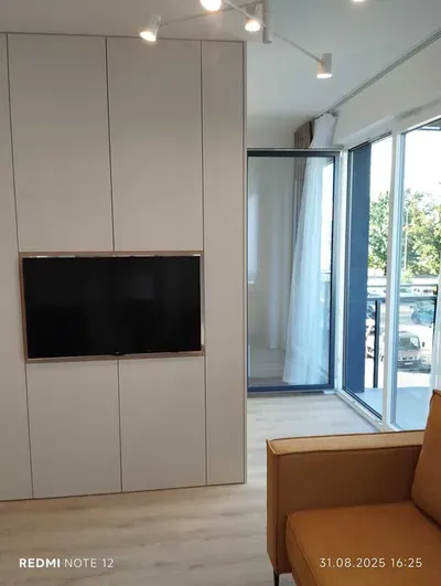 Wynajmę MIESZKANIE 2pokoje 3p NOWA CUKROWNIA balkon parking bez opłat winda - miniatura 3
