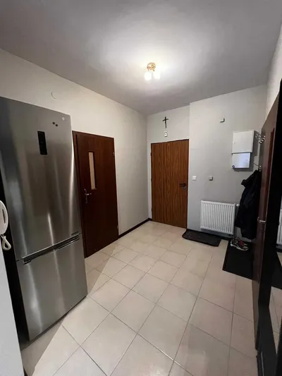 Wynajmę mieszkanie 55m² | Górka Narodowa | Słomczyńskiego | 2 pokoje + garderoba | parking - miniatura 3