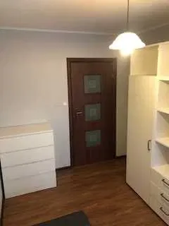 Pokoj 1-osobowy dla studentki - miniatura 3