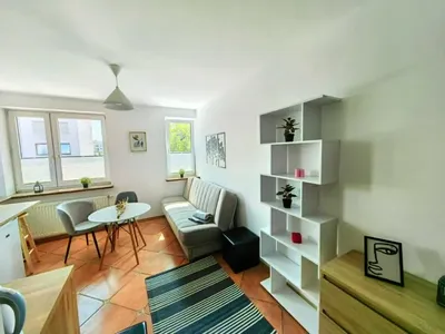 Kawalerka na wynajem Praga Południe - miniatura 2