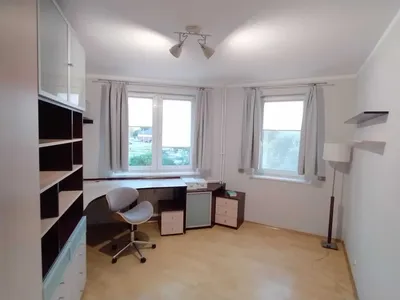 2-pokojowe mieszkanie na wynajem os. Leśna Dolina - miniatura 3