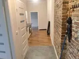 Pokój do wynajęcia w 3-pokojowym mieszkaniu, ul. Teatralna