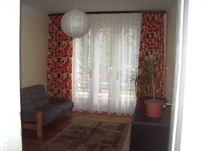 Klimatyczne 2 pokoje na poddaszu w domu jednorodzinnym – Warszawa Wesoła - miniatura 4
