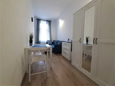 Do wynajęcia pokój dla kobiety ul. 3 Maja 38 Katowice - miniatura 4