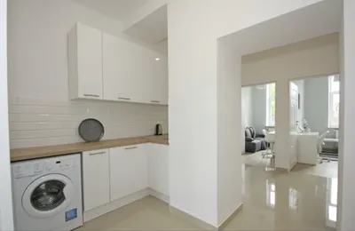 Pokój z balkonem ul. biernackiego przy UM ŚRÓDMIEŚCIE - miniatura 3