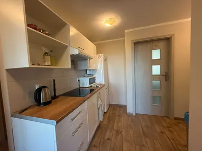 pokój Żmigrodzka 34, blok winda, obok CH Marino Koszarowa, Uniw.Wroc. dla dziewczyny - miniatura 4