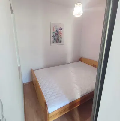 Wynajmę ładne mieszkanie 33m2, Kapuściska - miniatura 4