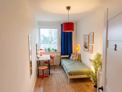Sunny room to rent Vistula University Female prefered - Pokój do wynajęcia przy metrze stokłosy tylko dla dziewczyn - miniatura 2