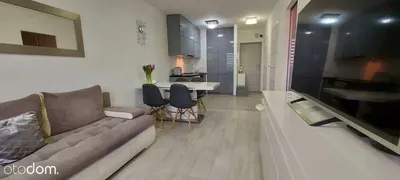 Wynajmę kawalerkę -ul.Hoża 1.