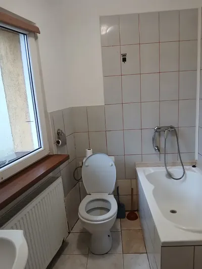 Wynajme mieszkania 2 pokojowe i kawalerkę - miniatura 5