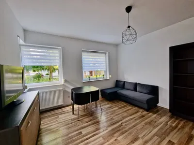 Nowoczesna kawalerka, dobra lokalizacja, parter, Zielone Arkady. - miniatura 2