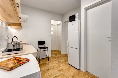Sied42 P3 - Pokój przy Wyższej Szkole Menadżerskiej blisko do Metra - miniatura 4