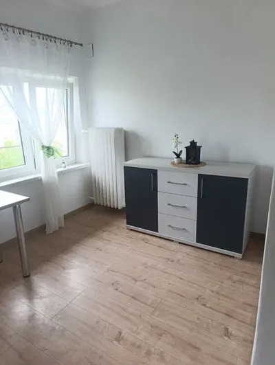 Wynajem wynajme mieszkanie 30m2 - kawalerka Krakow - Nowa Huta - miniatura 3