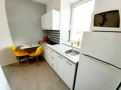 Wolny pokój, umeblowany, media i Internet w cenie