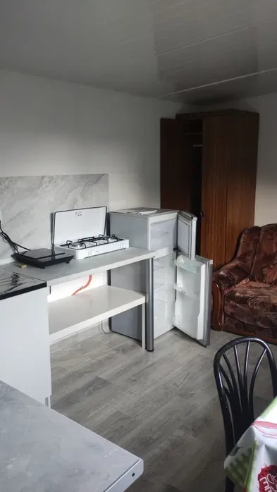 Wynajmę mieszkanie 20m w ocieplonym kontenerze . - miniatura 2