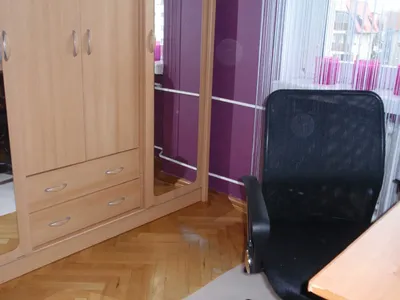 Tanio pokój 12 m, blisko Starego Miasta - miniatura 2