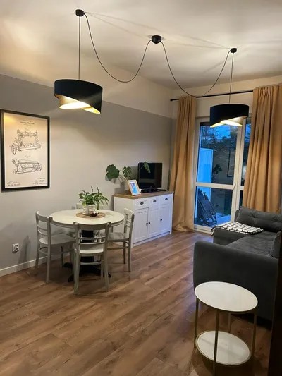 "Wolne na majówkę"! Apartament z ogródkiem w Toruniu- Idealny na weekend i wakacje - miniatura 5