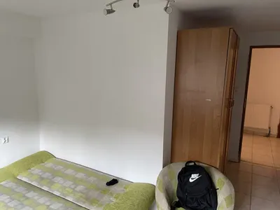 Pokoj jednoosobowy - miniatura 2