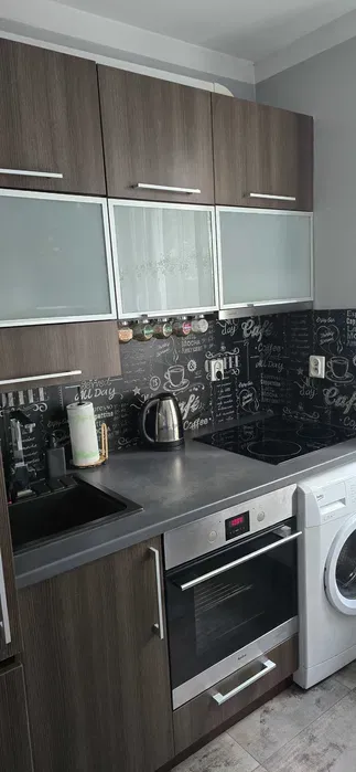 Komfortowa kawalerka z ogródkiem do wynajęcia . Pomorzany. - miniatura 2