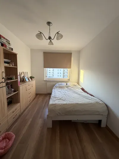 Przestronne mieszkanie na Porębie ul. Kryształowa - miniatura 2