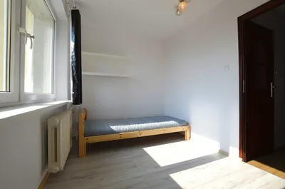 4 niezależne pokoje przy samej stacji metra Bemowo - miniatura 3