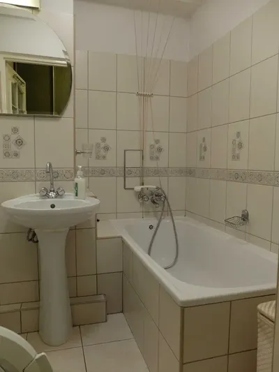 2-pokojowe, 41 m2 mieszkanie z niskimi opłatami - ul. Obozowa - miniatura 5