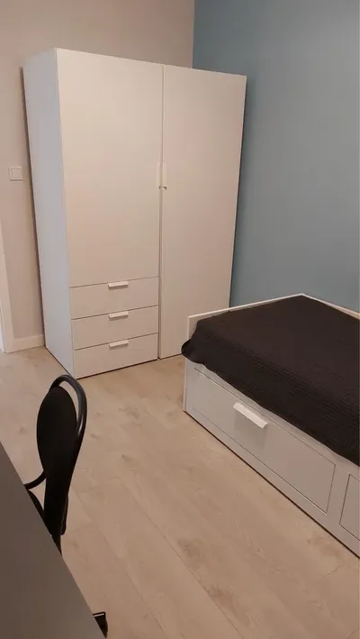 Pokój do wynajęcia - os Franciszkańskie - miniatura 2