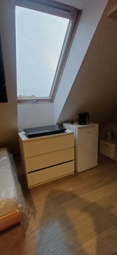 Wynajmę kawalerkę - miniatura 5