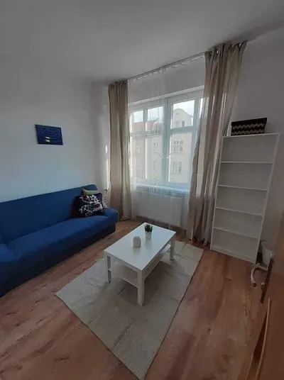 Pokój w kamienicy w Poznaniu - miniatura 2