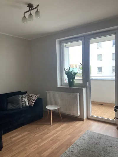 Dwupokojowe z garazem do wynajęcia - miniatura 2